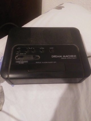 Radio Reloj Despertador Vintage SONY Dream Machine