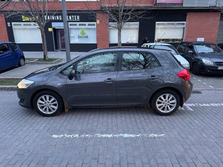 Toyota Auris 2009