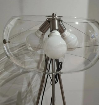 Lámpara de pie moderna cristal y metal