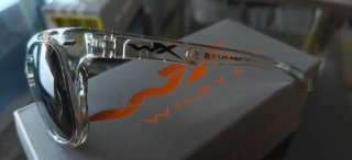 Gafas de sol WileyX grises y negras
