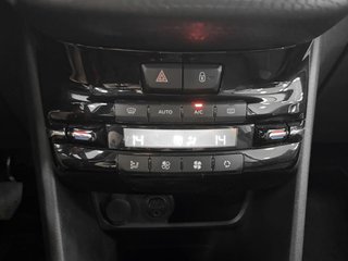Peugeot 2008 PureTech 110 S&S Allure 81 kW (110 CV)