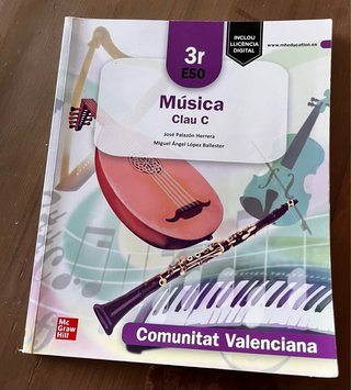Cada libro tiene su titulo se puede ver en la imag