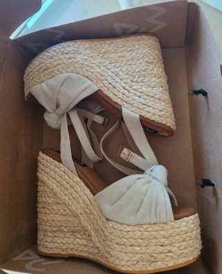 Cuñas MJA Beige/Marrón Talla 37 americano 38eu
