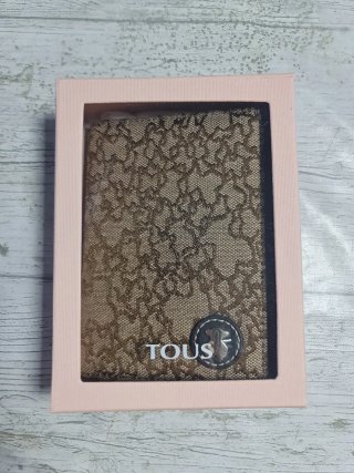 Portadocumentos Tous Billetera y Pasaporte