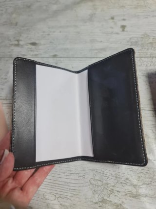 Portadocumentos Tous Billetera y Pasaporte