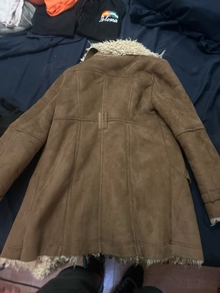 Chaquetón marrón con borreguito