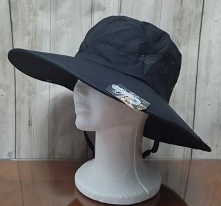 REBAJA. CHAMBERGO NEGRO CON REJILLA
