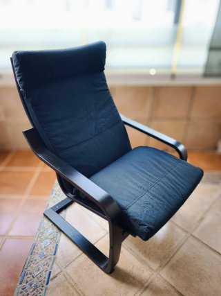 Sillón moderno tela y madera