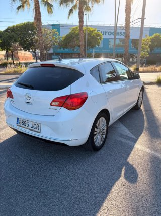 Opel Astra 2015
