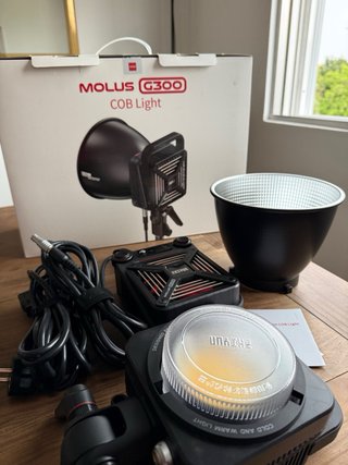 Zhiyun G300 COB Light