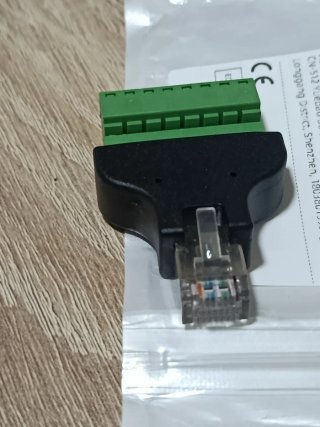 Adaptador RJ45 a Terminal 8 pines