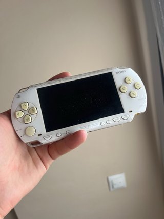 PSP 1004 Blanca - Para Piezas o Reparar