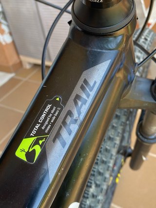 Bicicleta Cannondale Negra