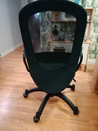 Silla de oficina Ikea negra y verde