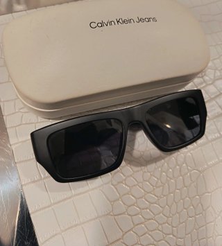 Occhiali da sole Calvin Klein Jeans neri Unisex