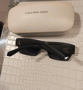 Occhiali da sole Calvin Klein Jeans neri Unisex