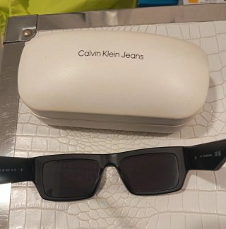 Occhiali da sole Calvin Klein Jeans neri Unisex