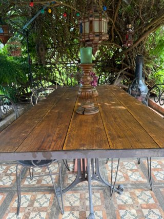 Mesa de jardín madera y forja