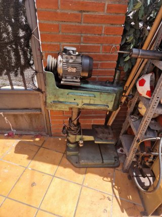 Material industrial torno, prensa, compresor aire