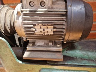 Material industrial torno, prensa, compresor aire
