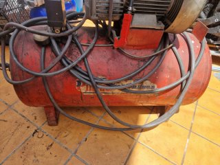 Material industrial torno, prensa, compresor aire