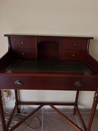 Escritorio antiguo madera maciza