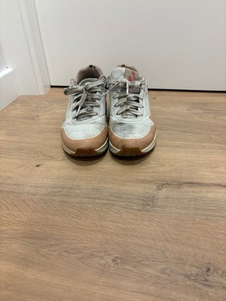 Zapatillas Skechers Blancas y Rosas