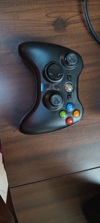 Xbox 360 4GB + Kinect