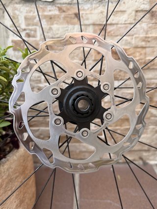 Juego Ruedas Bontrager Paradigm 25 700C TUBELESS