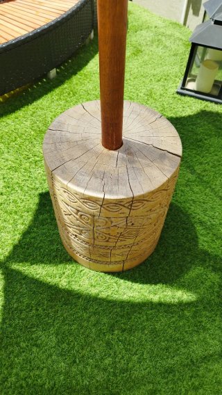 Sombrilla decorativa de bambú y madera