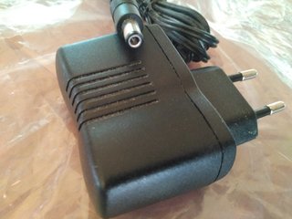 Cargador 15V 800mA DC