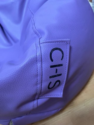 Puf pera polipiel morado
