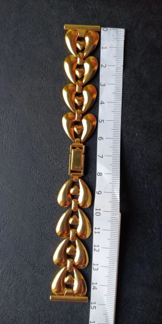Brazalete ZRC chapado en oro eslabones corazón