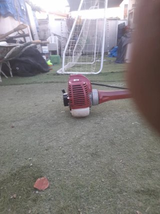 Desbrozadora VAROS BC 520 B