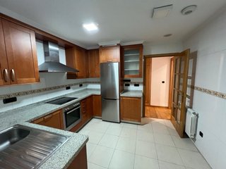 Muebles de cocina madera y electrodomésticos