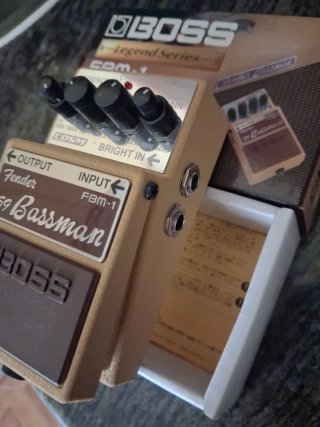 BOSS FBM-1 Fender Bassman Pedal Guitarra