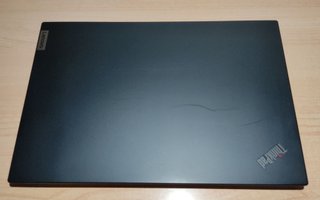 Portátil Lenovo Thinkpad L15 G1. 15'6 p. 32 GB RAM