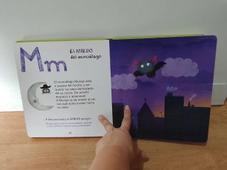 Libro infantil  Abecemociones (Susanna Isern)
