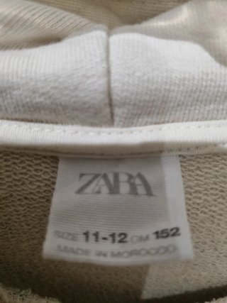Sudadera Zara Corazones Verde Talla 11/12