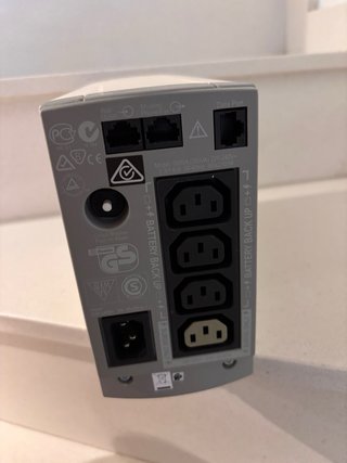 SAI APC Back-UPS CS 500