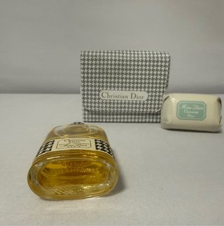 Cofre Miniaturas Miss Dior pata de gallo edt jabón