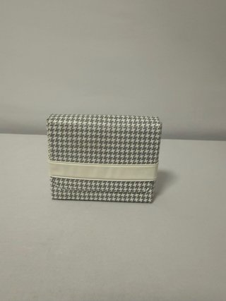 Cofre Miniaturas Miss Dior pata de gallo edt jabón
