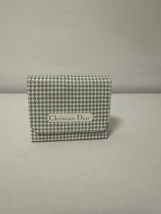 Cofre Miniaturas Miss Dior pata de gallo edt jabón