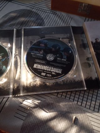 Colección Hermanos de Sangre DVD Caja Metal