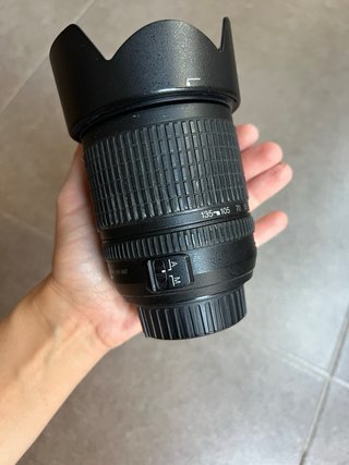 Objetivo Nikon AF-S 18-135mm f/5.6 DX