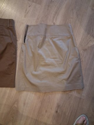 2 Faldas Zara estilo oficina color arena y marrón