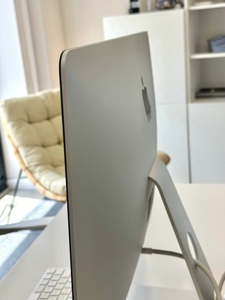 Apple iMac 21,5” Plata