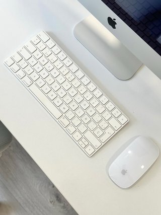 Apple iMac 21,5” Plata