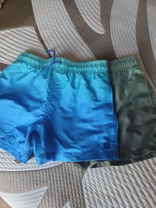 2 Bañadores Niño Talla 11-12 Nuevos con bolsillos