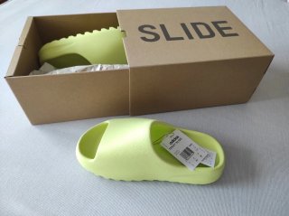 Adidas Yeezy Slide Verde Lima sin estrenar